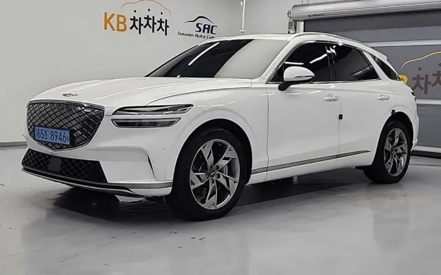 인천개인중고차직거래 일렉트리파이드 GV70 e-AWD 매물 사진 2 - 2022/04 64,864km